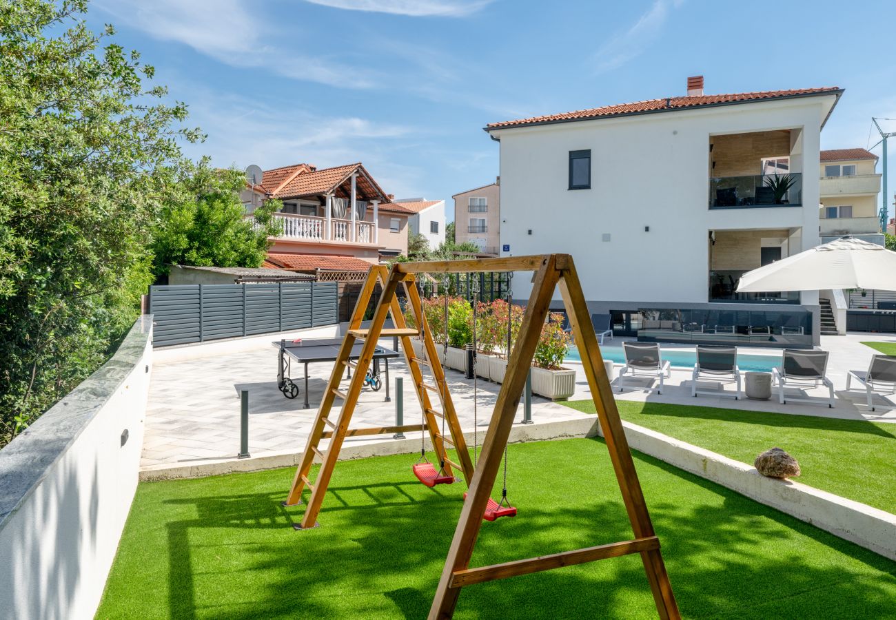 Villa in Štinjan - Villa Antares - Luxurious Vacation Oasis