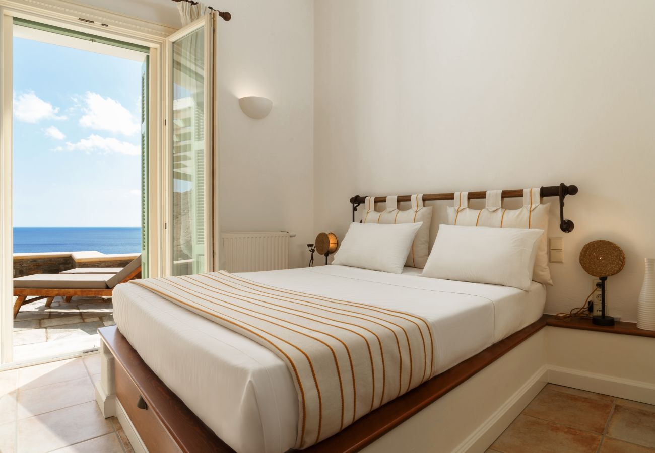 Villa in Andros - Premium Andros Escape