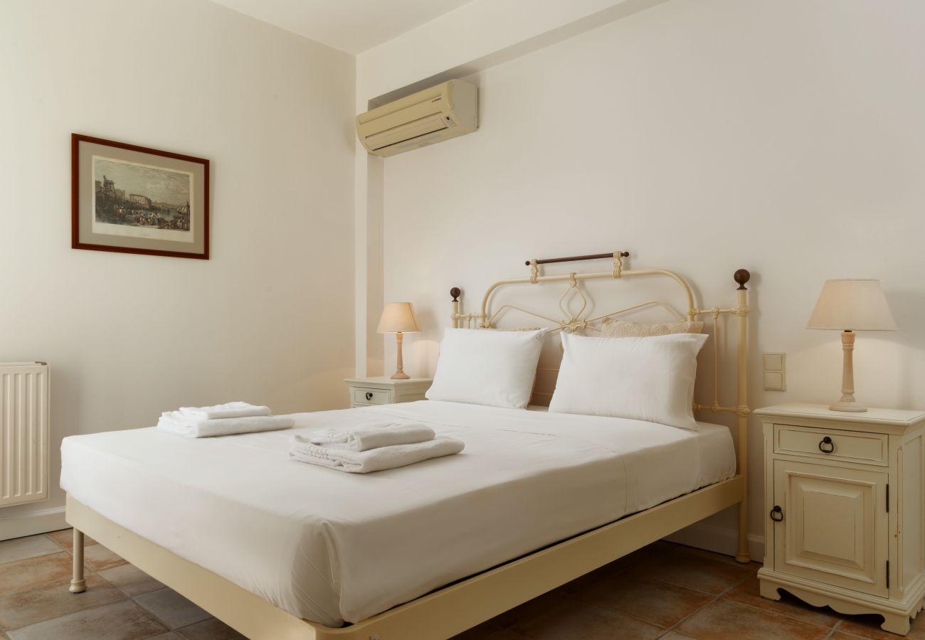 Villa in Andros - Premium Andros Escape