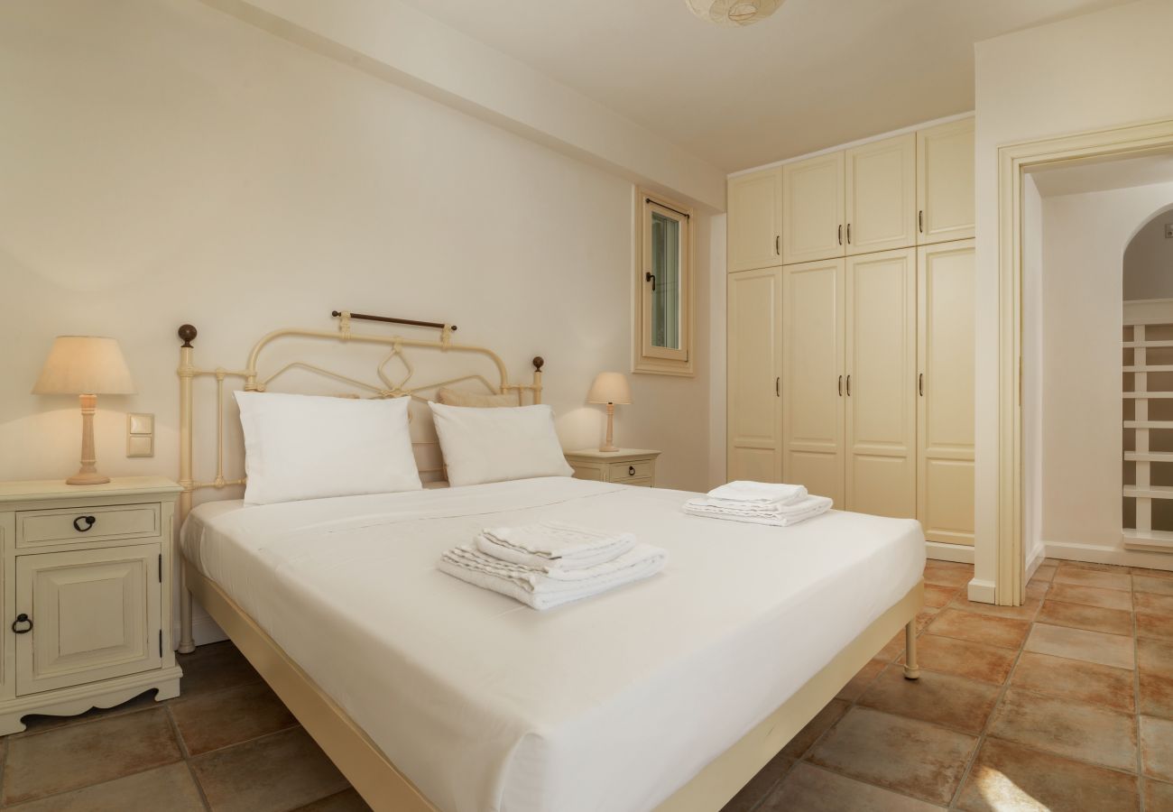 Villa in Andros - Premium Andros Escape