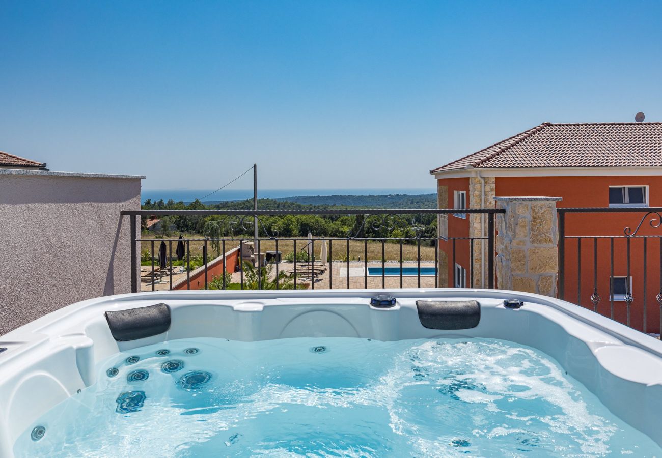 Villa in Krnica - Enchanting Villa West with Pool and Jacuzzi