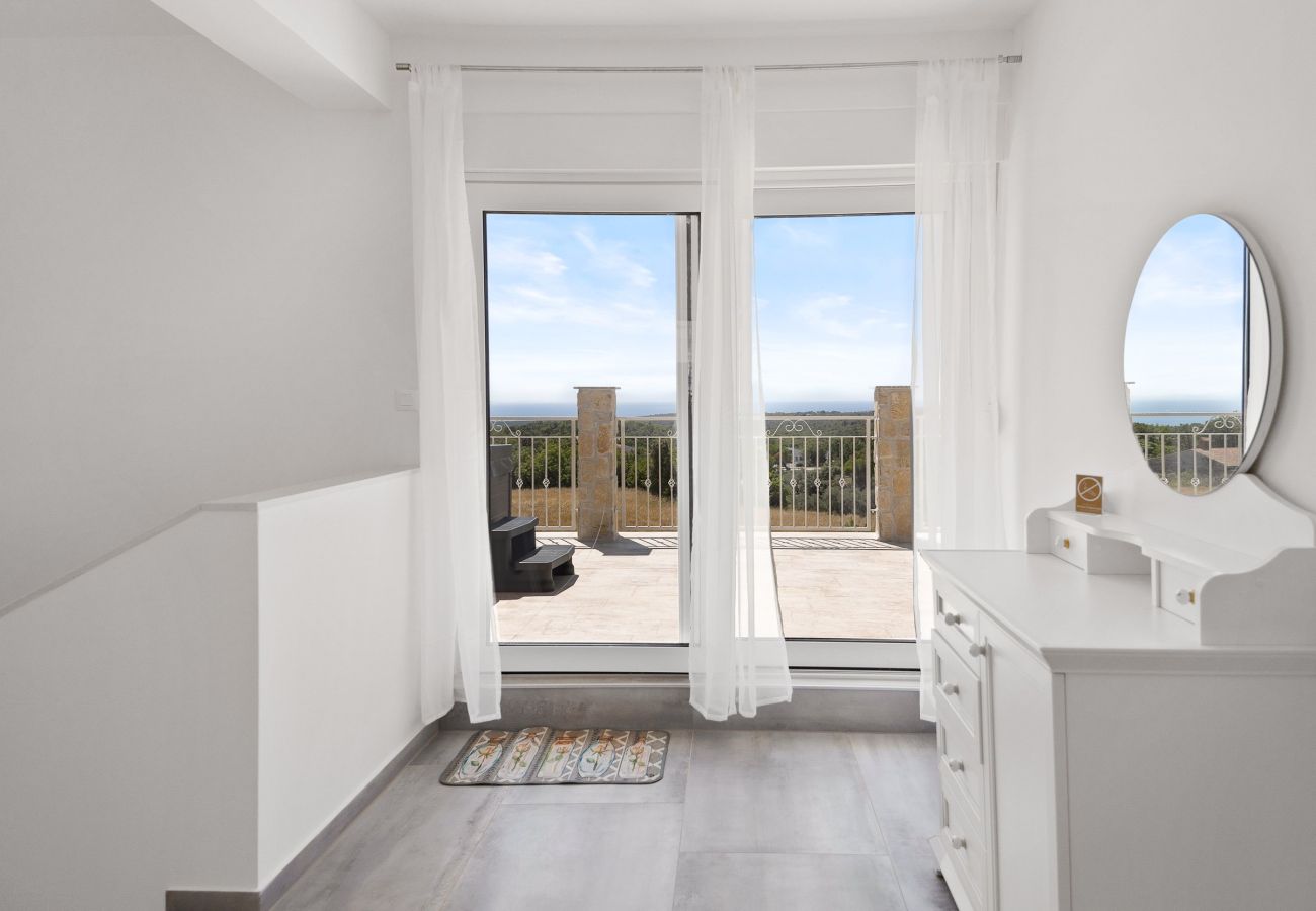 Villa in Krnica - Enchanting Villa South with Pool and Jacuzzi