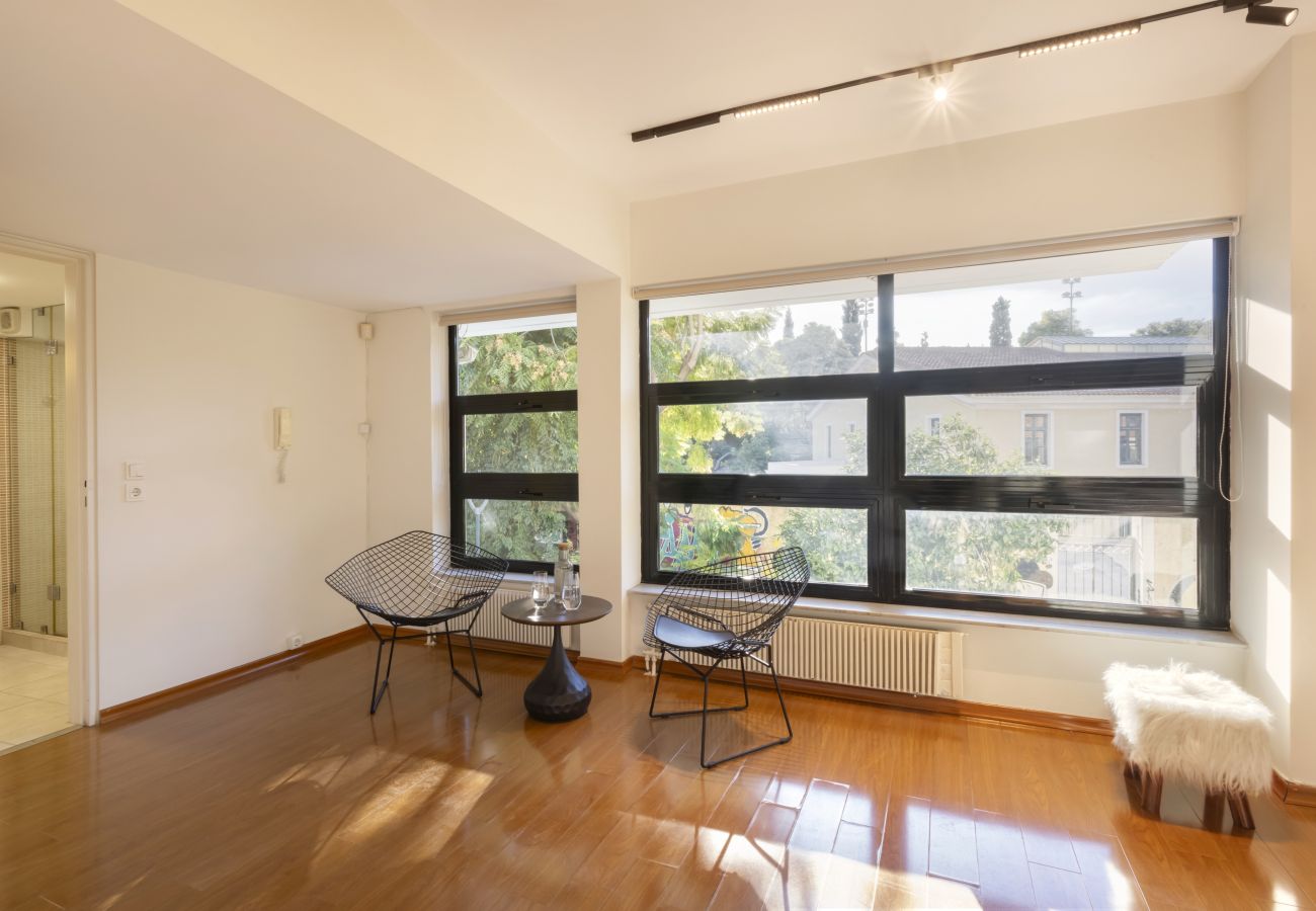 Terraced House in Athens - Spacious 3bdr Townhouse with Monumental View