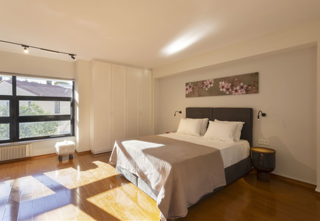 Terraced House in Athens - Spacious 3bdr Townhouse with Monumental View