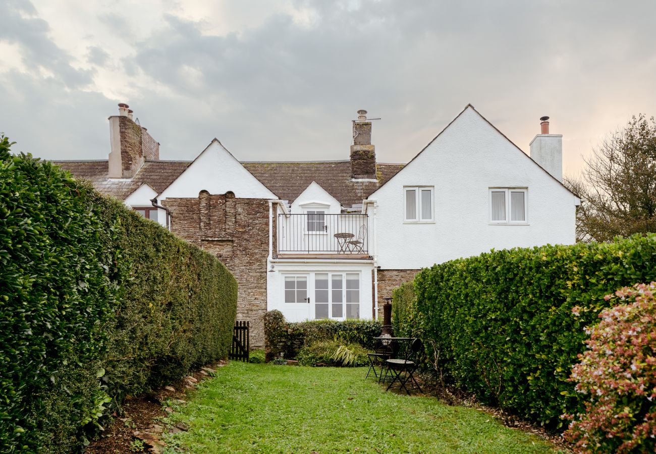 Cottage in South Milton - Pear Tree Cottage - Cosy one bedroom Cottage 