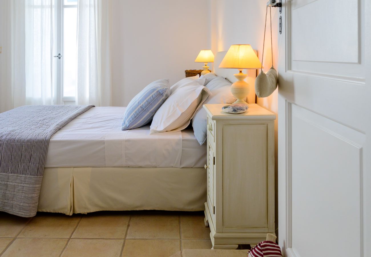 Villa in Tzanes - Soho Villa with private pool in Paros