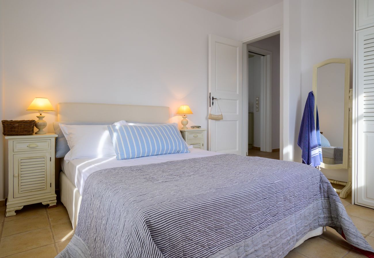 Villa in Tzanes - Soho Villa with private pool in Paros