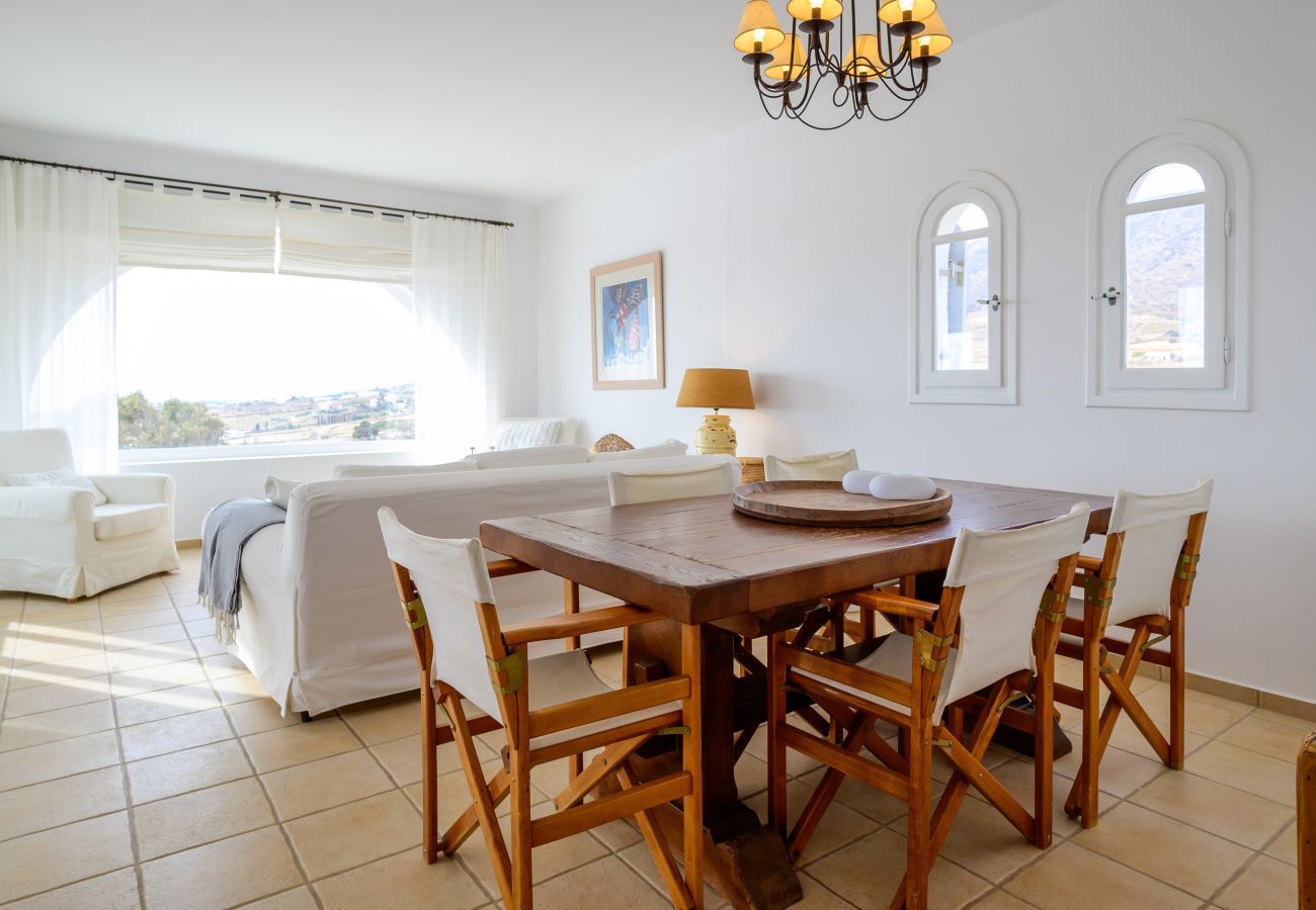 Villa in Tzanes - Soho Villa with private pool in Paros