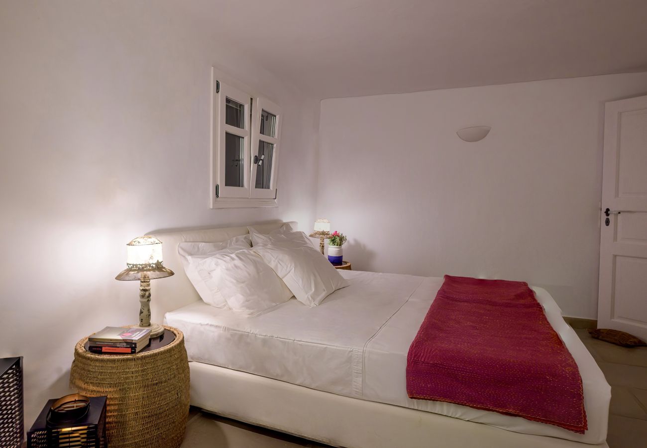 Villa in Tzanes - Soho Villa with private pool in Paros