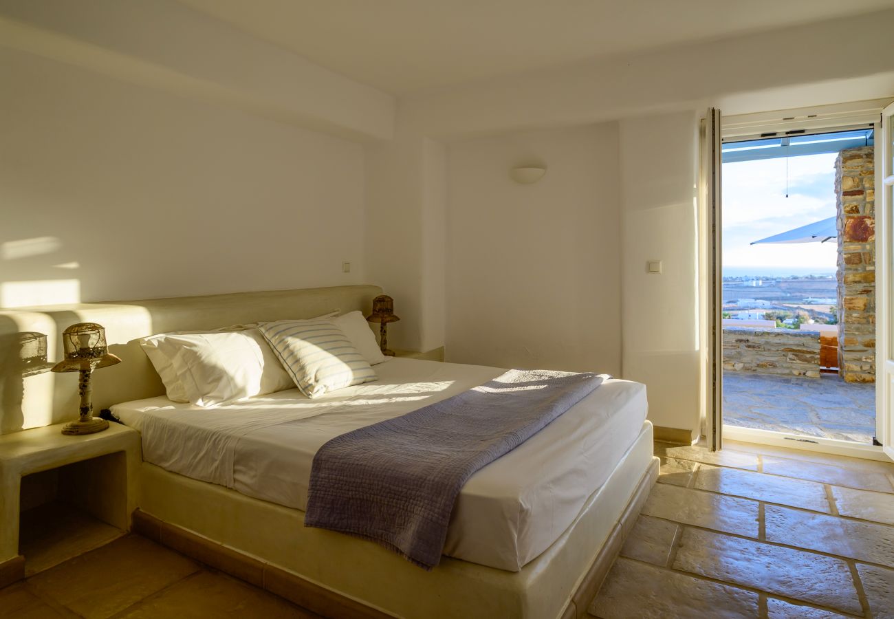 Villa in Tzanes - Soho Villa with private pool in Paros