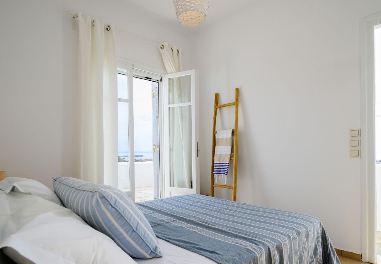 Villa in Tzanes - Soho Villa with private pool in Paros