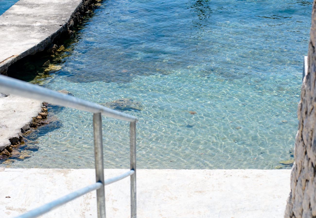 Apartment in Supetarska Draga - Sunset Apartment with Splendid Sea View