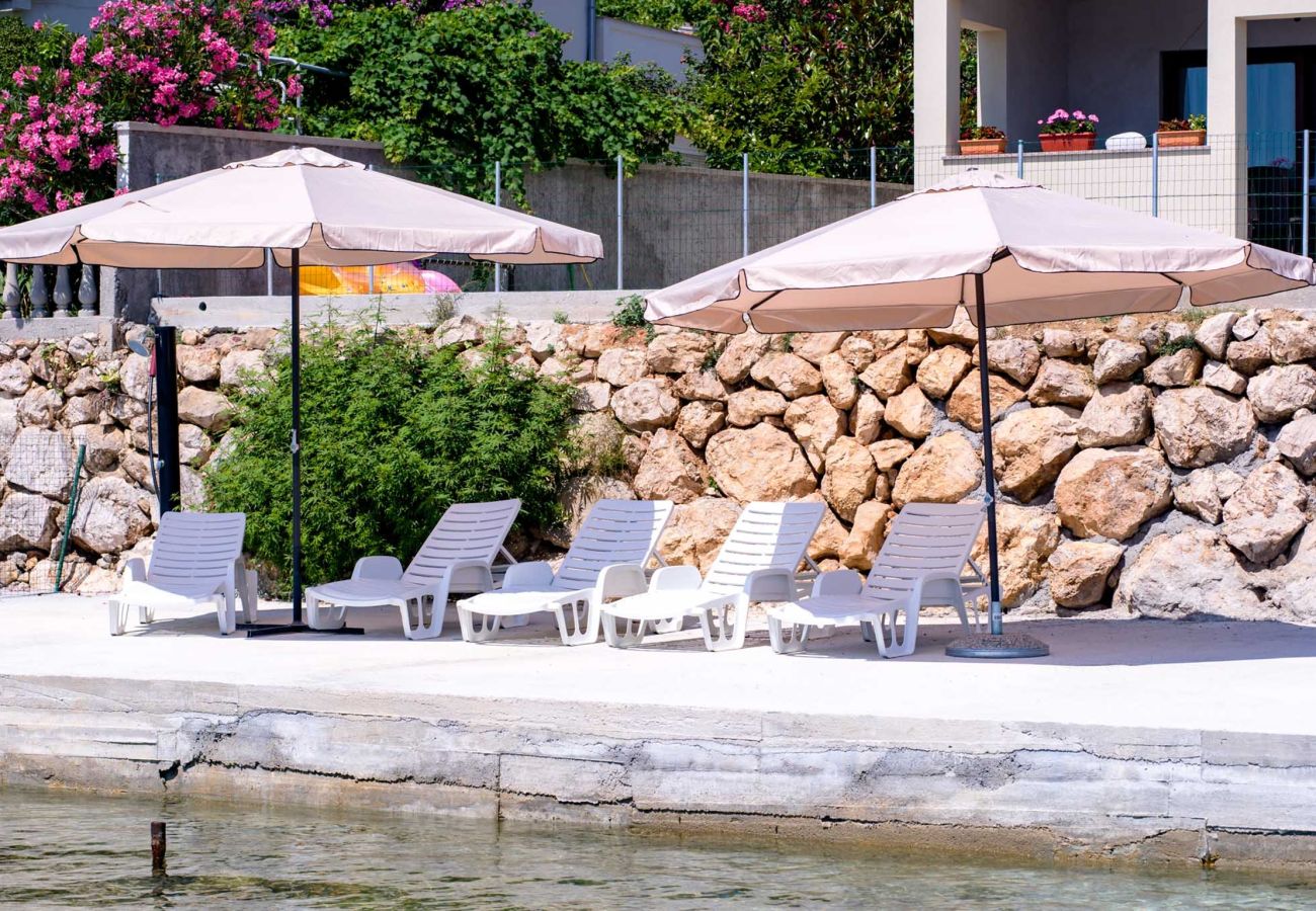 Apartment in Supetarska Draga - Sunset Apartment with Splendid Sea View