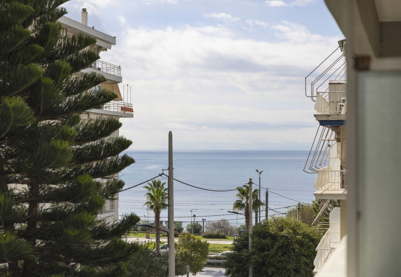 Studio in Palaio Faliro - Renovated Studio with Sea View in Palaio Faliro