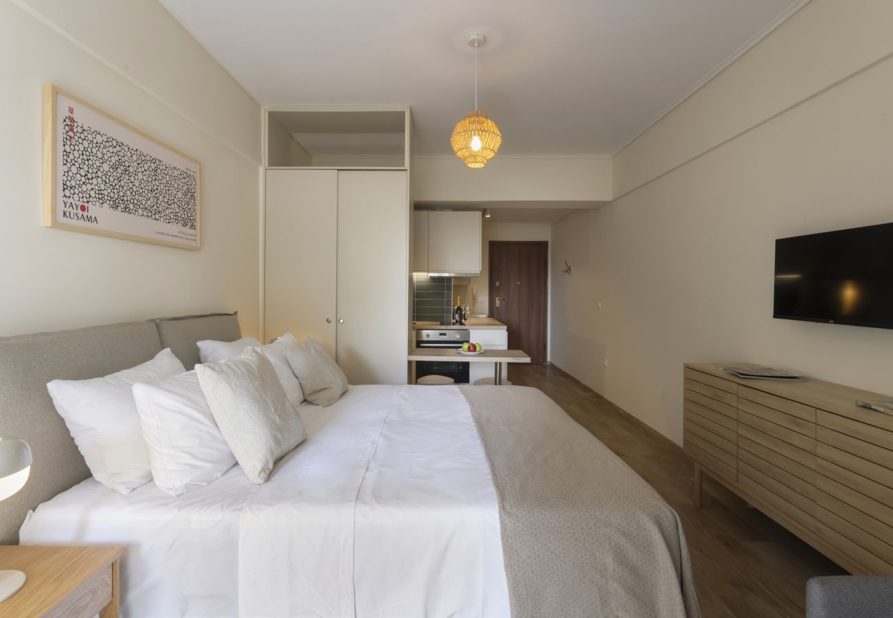 Studio in Palaio Faliro - Renovated Studio with Sea View in Palaio Faliro