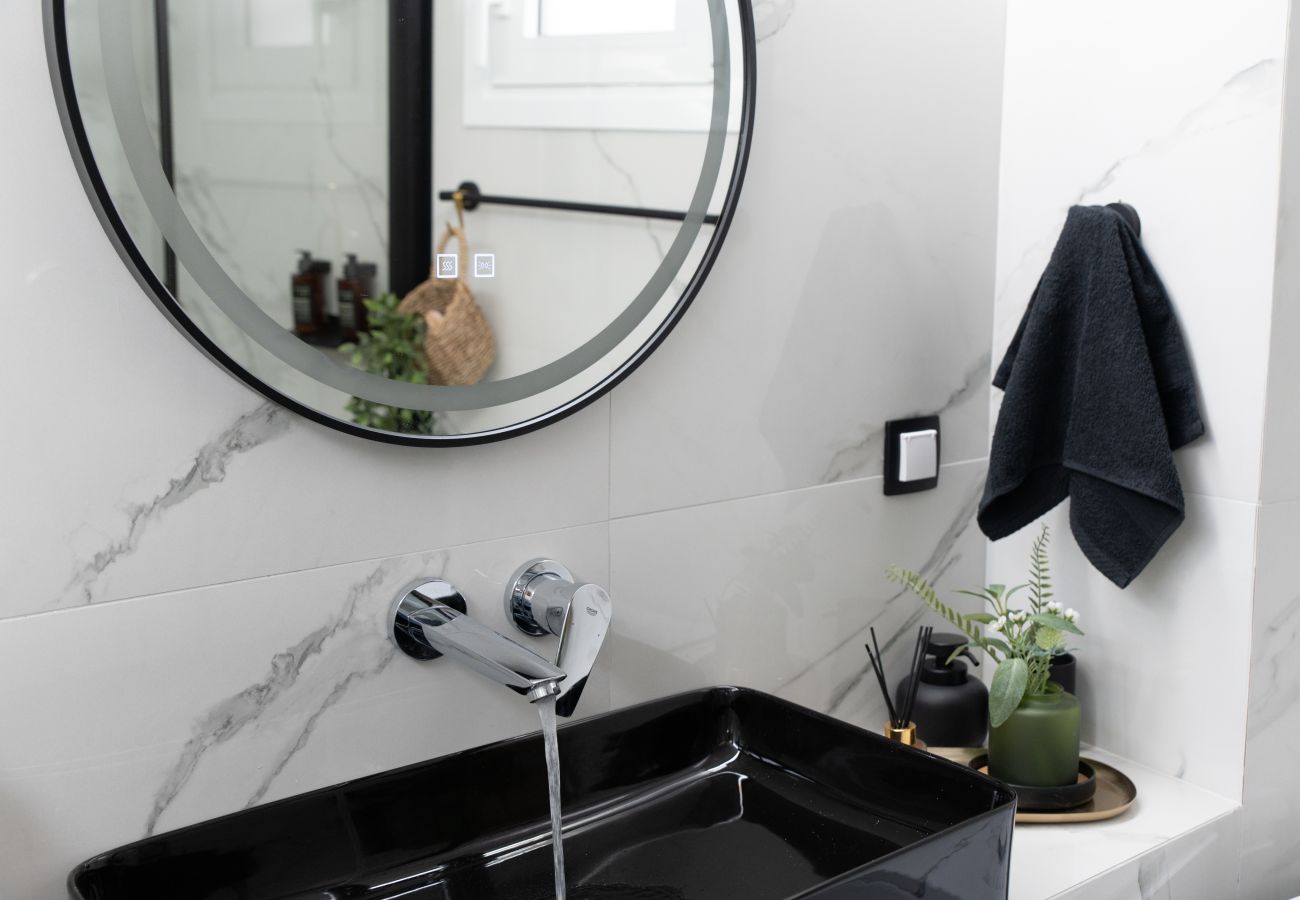 Apartment in Athens - A Rare Gem Near Acropolis in Koukaki