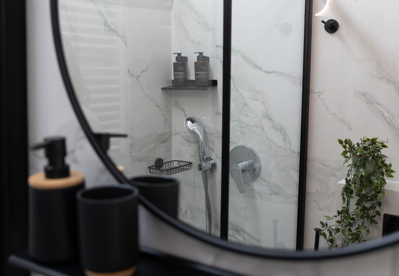 Apartment in Athens - A Rare Gem Near Acropolis in Koukaki