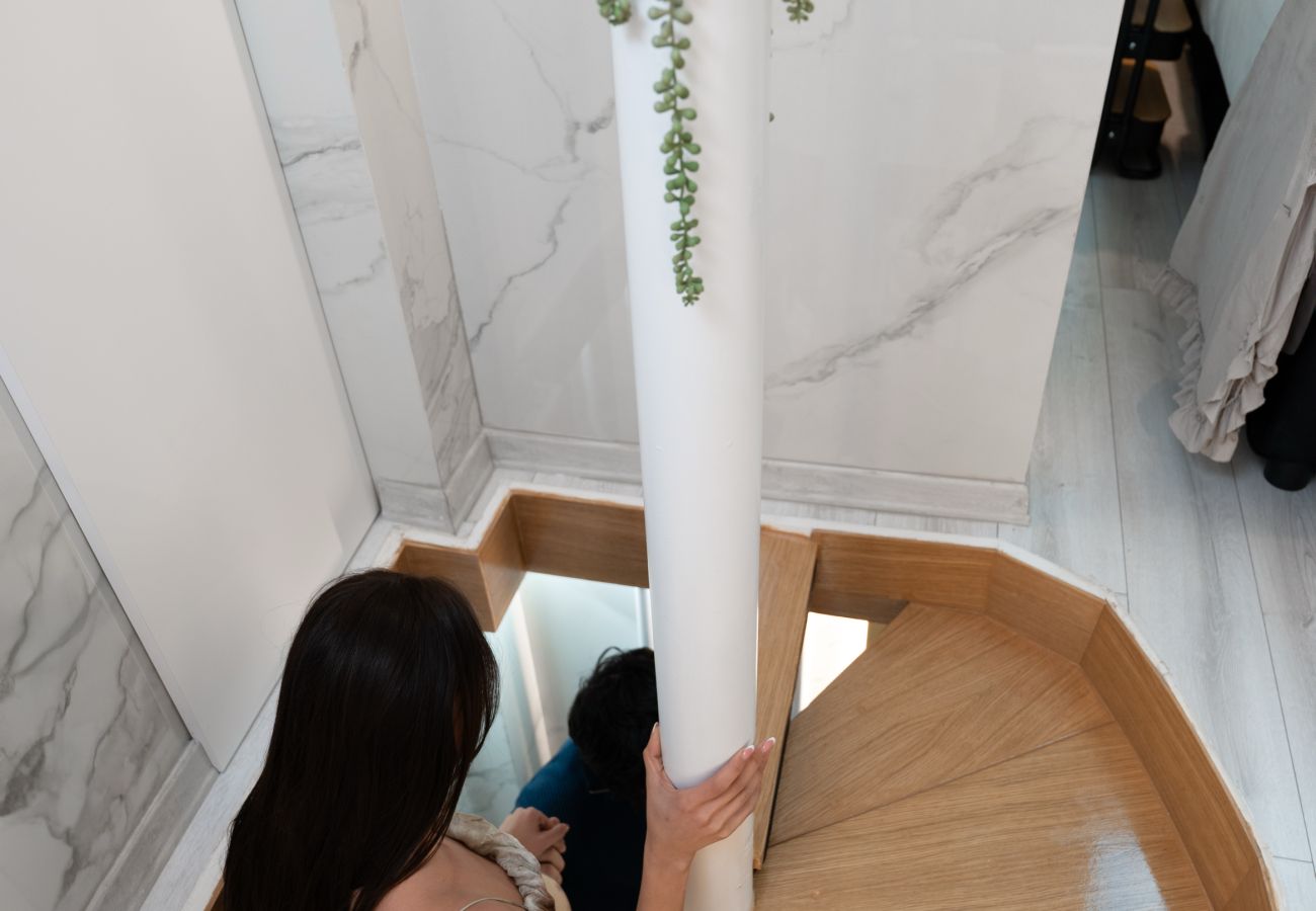 Apartment in Athens - A Rare Gem Near Acropolis in Koukaki