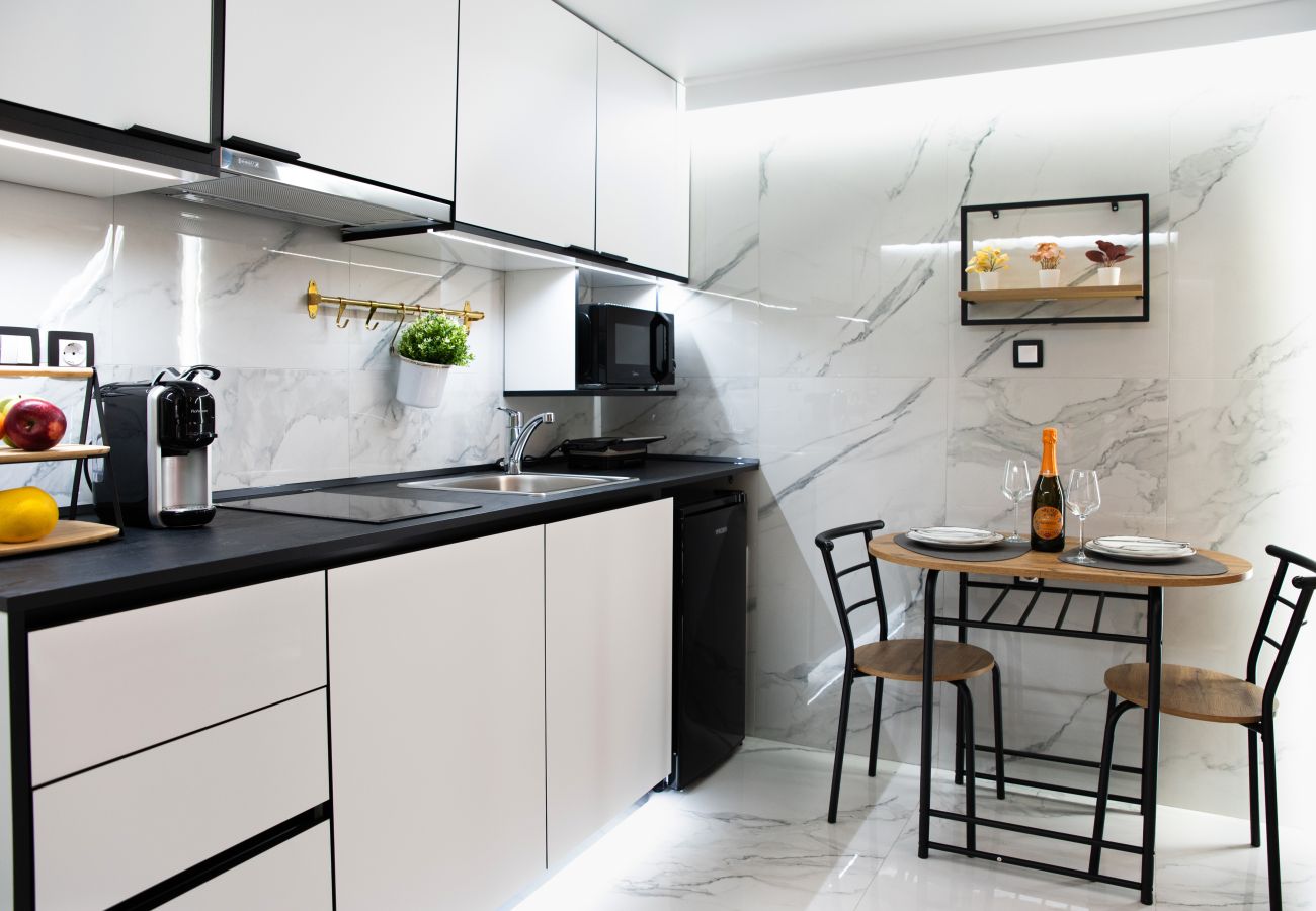 Apartment in Athens - Charming 1BDR Apartment in Koukaki