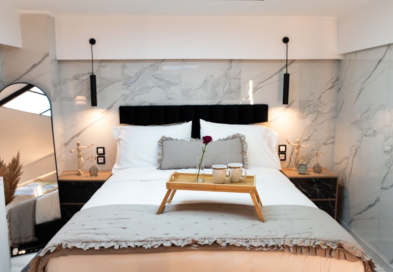 Apartment in Athens - Charming 1BDR Apartment in Koukaki