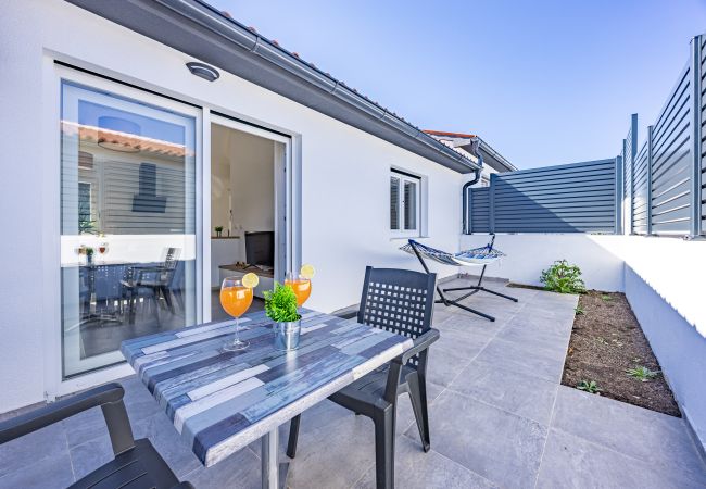 Apartment in Peroj - Barbariga Family Beach Paradise 1