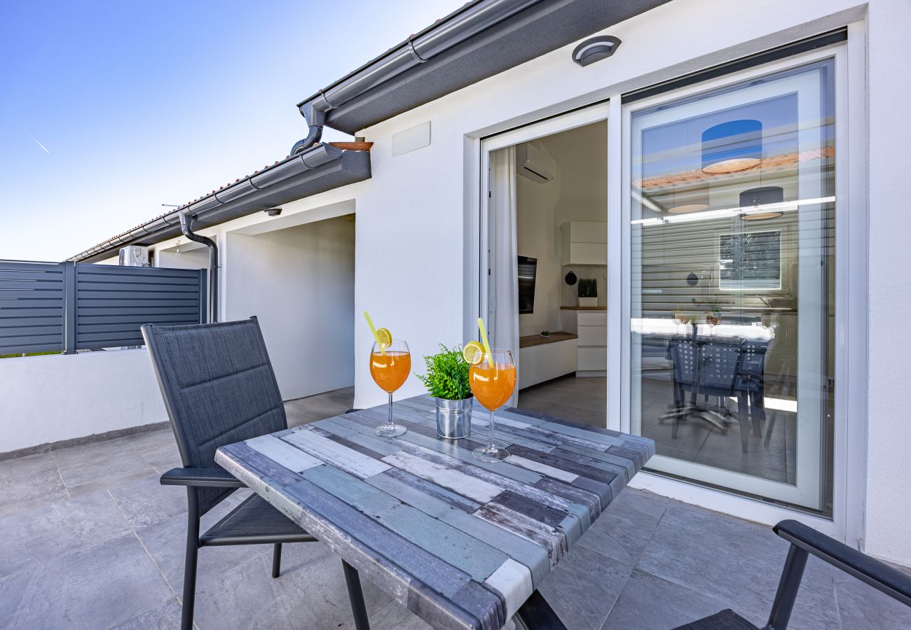 Apartment in Peroj - Barbariga Summer Beach Paradise 2