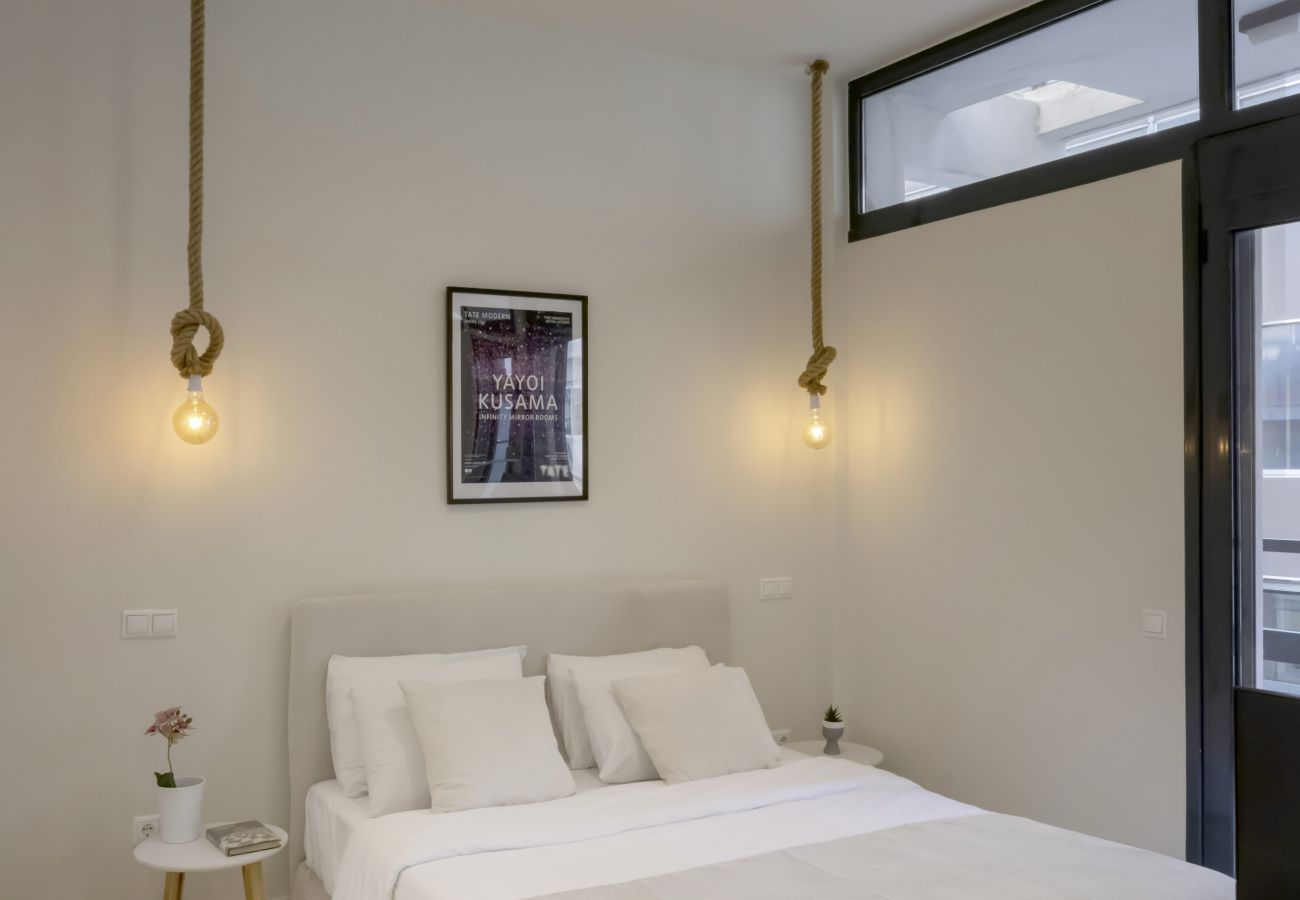 Studio in Athens - Sci-Fi Themed Studio in Koukaki