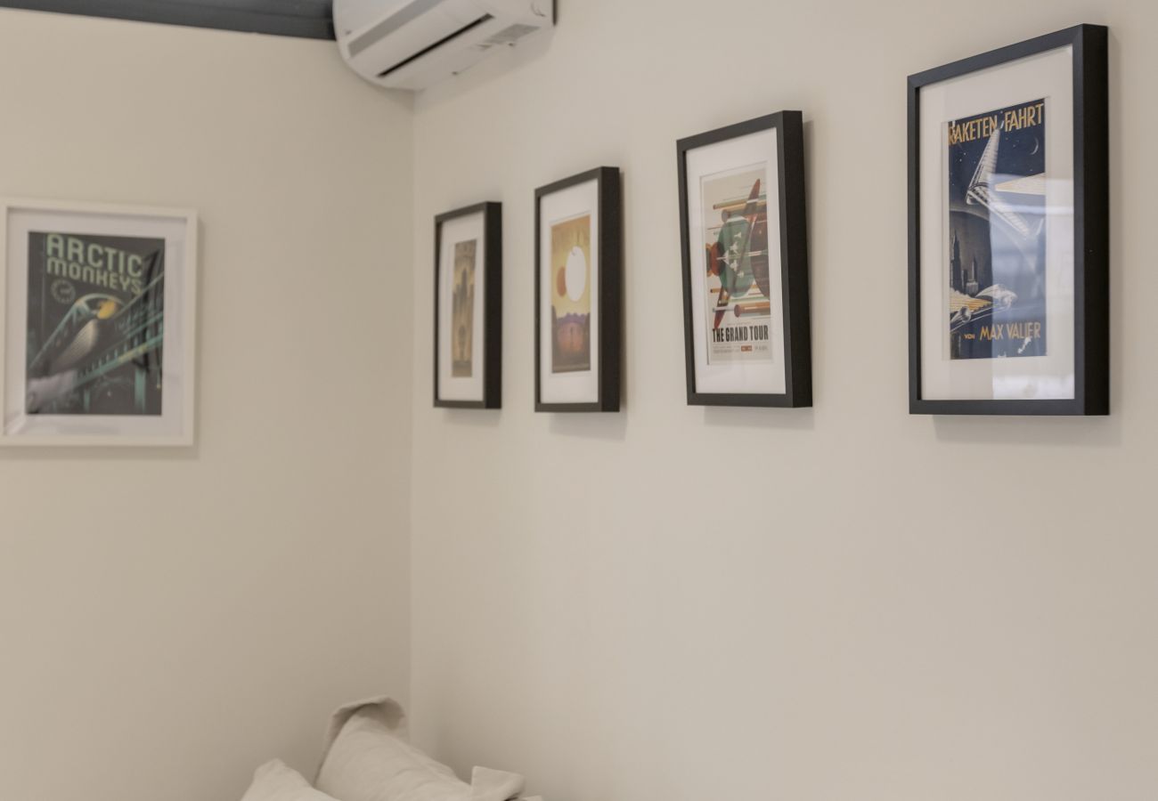 Studio in Athens - Sci-Fi Themed Studio in Koukaki