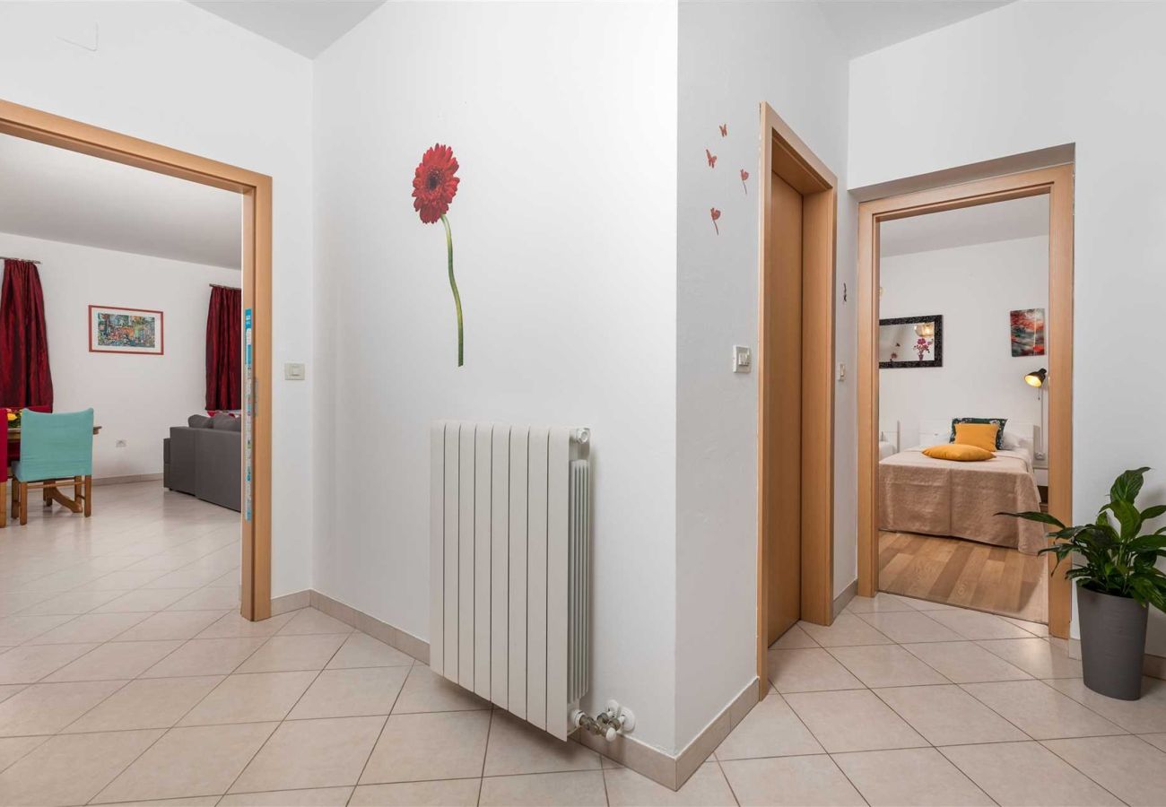 Apartment in Kraljevica - Beautiful Apartment Red Close to the Beach