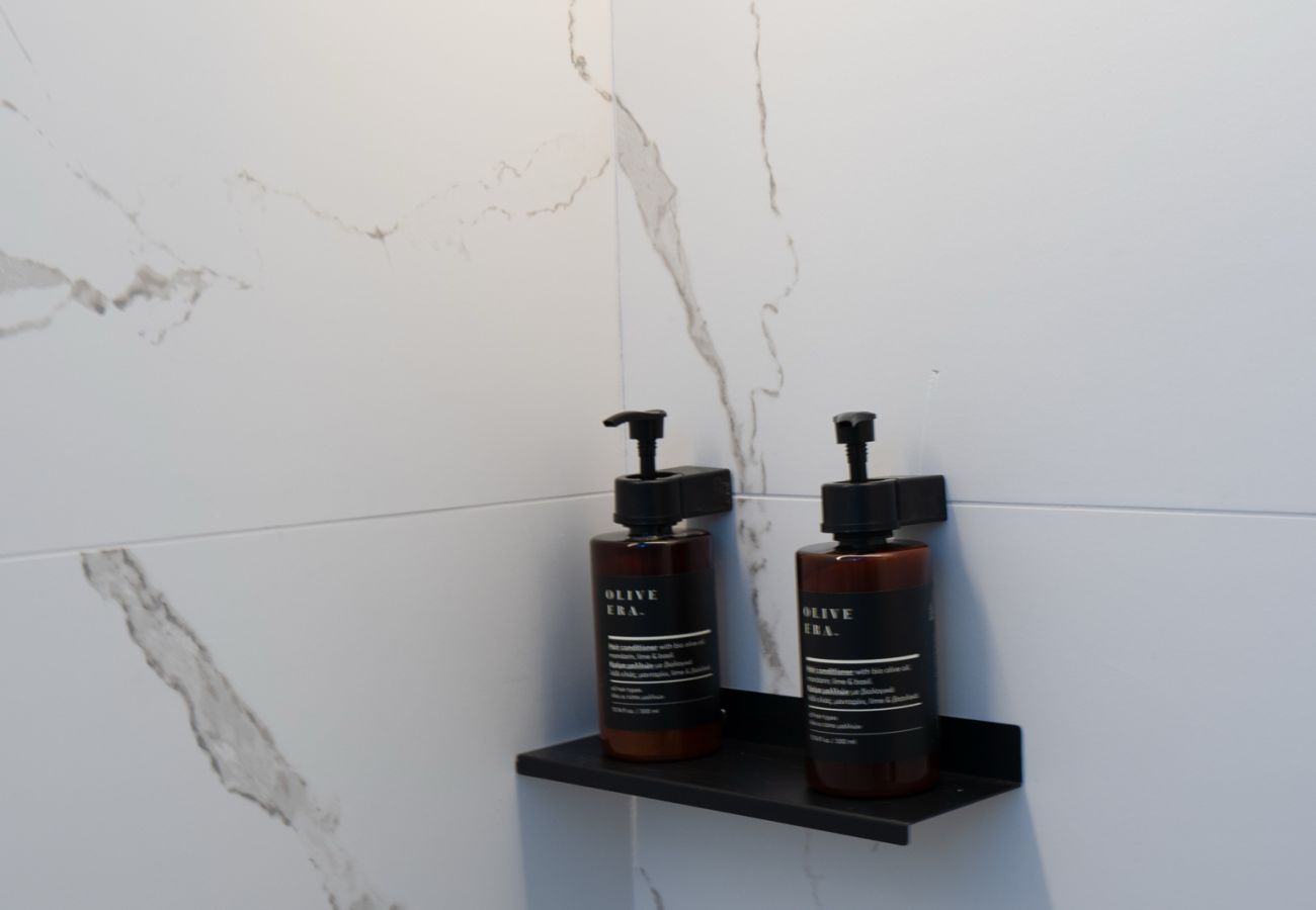 Apartment in Athens - Modern 2BDR Loft in Koukaki