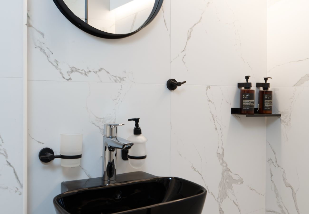 Apartment in Athens - Modern 2BDR Loft in Koukaki