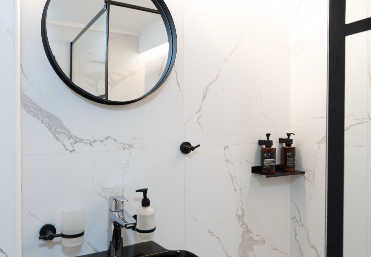 Apartment in Athens - Modern 2BDR Loft in Koukaki