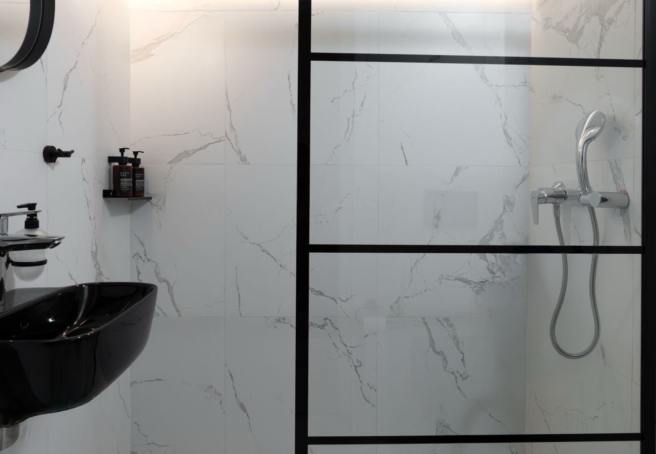 Apartment in Athens - Modern 2BDR Loft in Koukaki