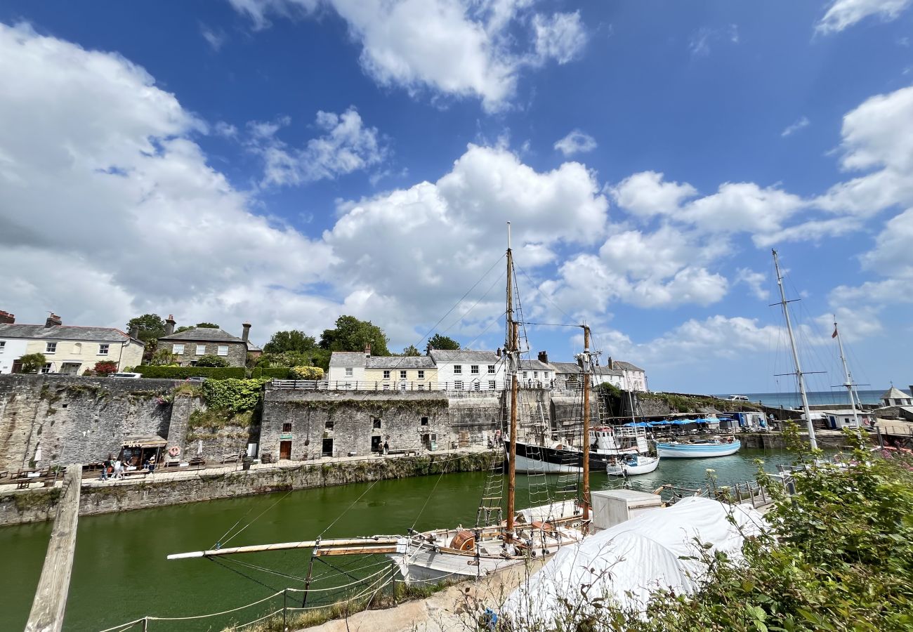 House in Charlestown - Blue Haze - Exclusive Duporth Estate  with private beach access