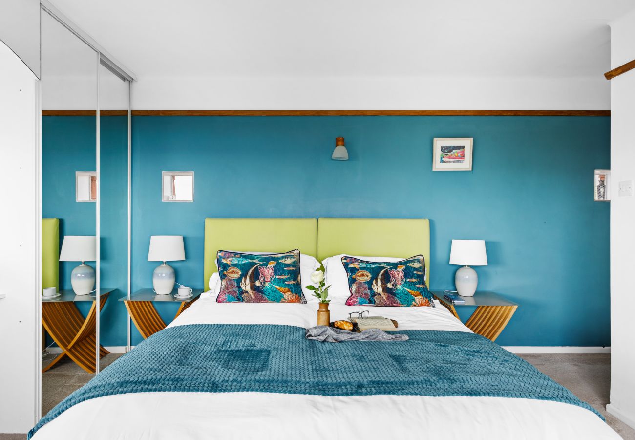 House in Charlestown - Blue Haze - Exclusive Duporth Estate  with private beach access