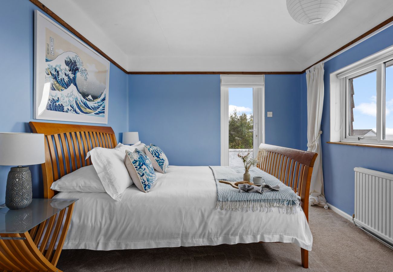 House in Charlestown - Blue Haze - Exclusive Duporth Estate  with private beach access
