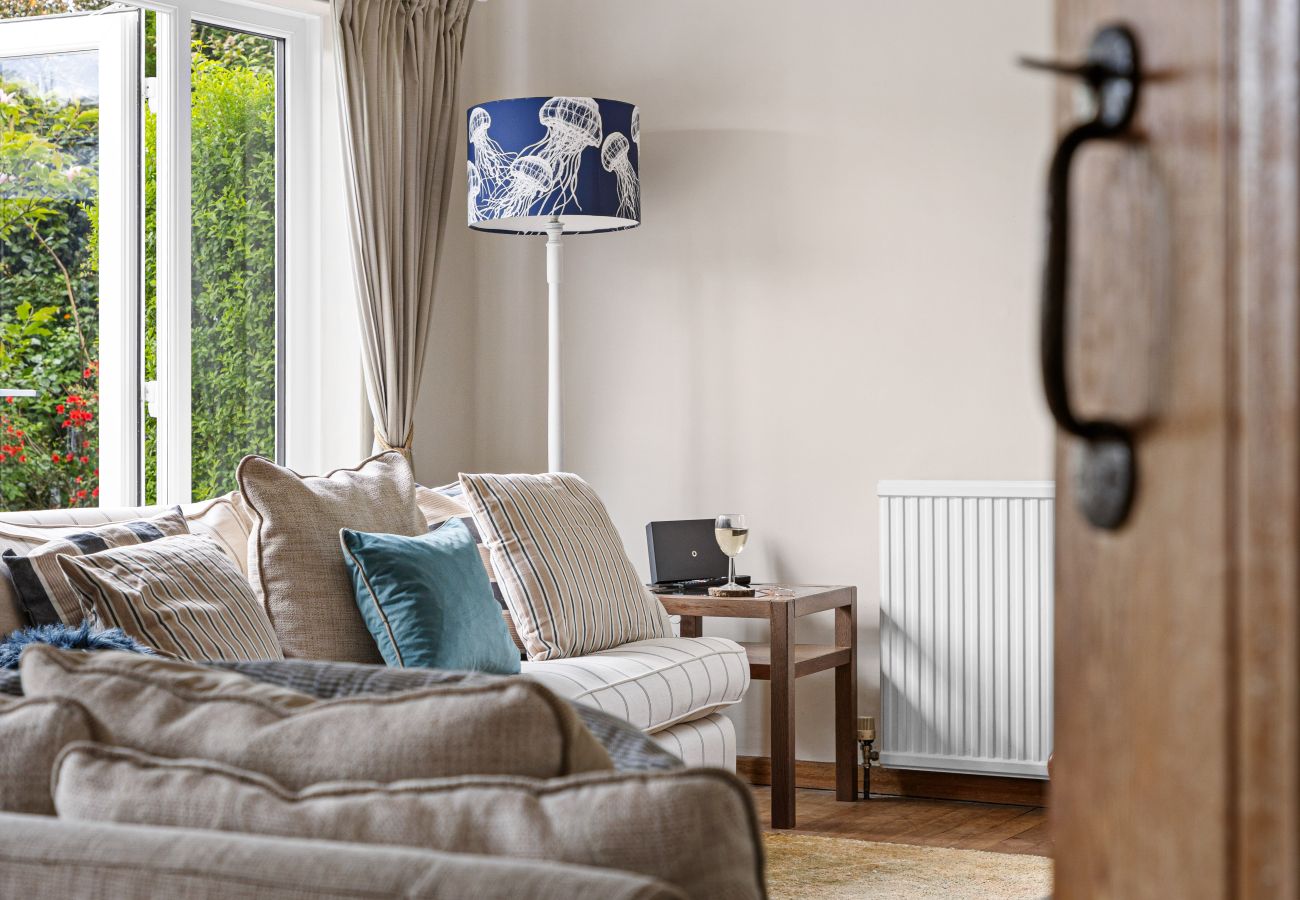 House in Charlestown - Blue Haze - Exclusive Duporth Estate  with private beach access