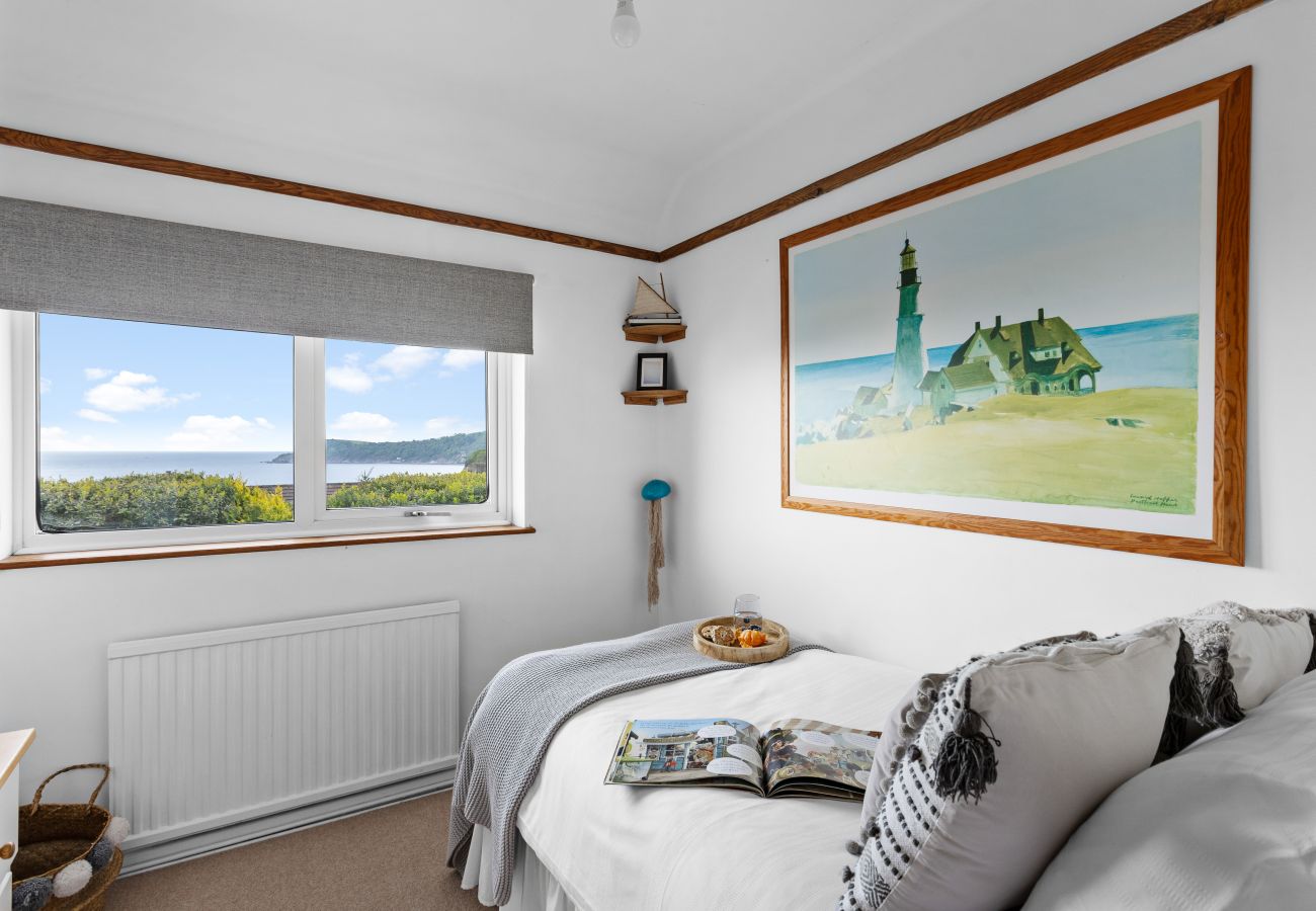 House in Charlestown - Blue Haze - Exclusive Duporth Estate  with private beach access