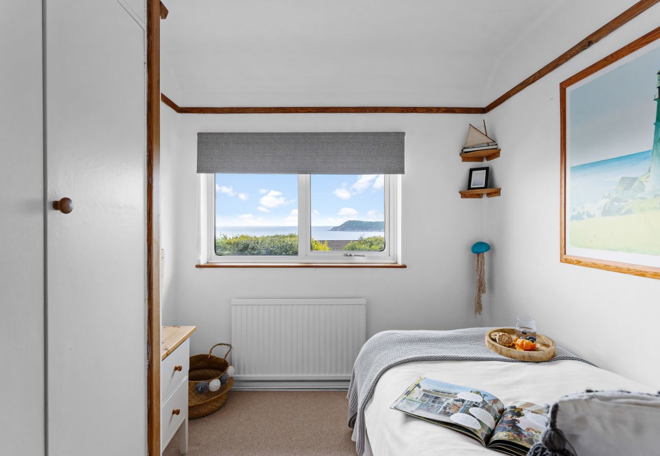 House in Charlestown - Blue Haze - Exclusive Duporth Estate  with private beach access