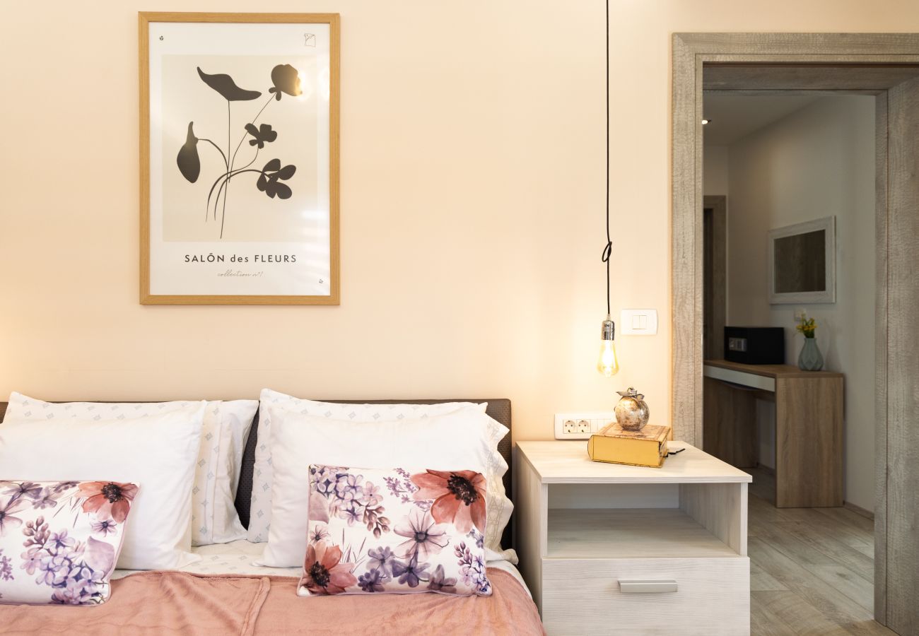 Villa in Diminići - Modern Villa Novek with Pool and Sea View