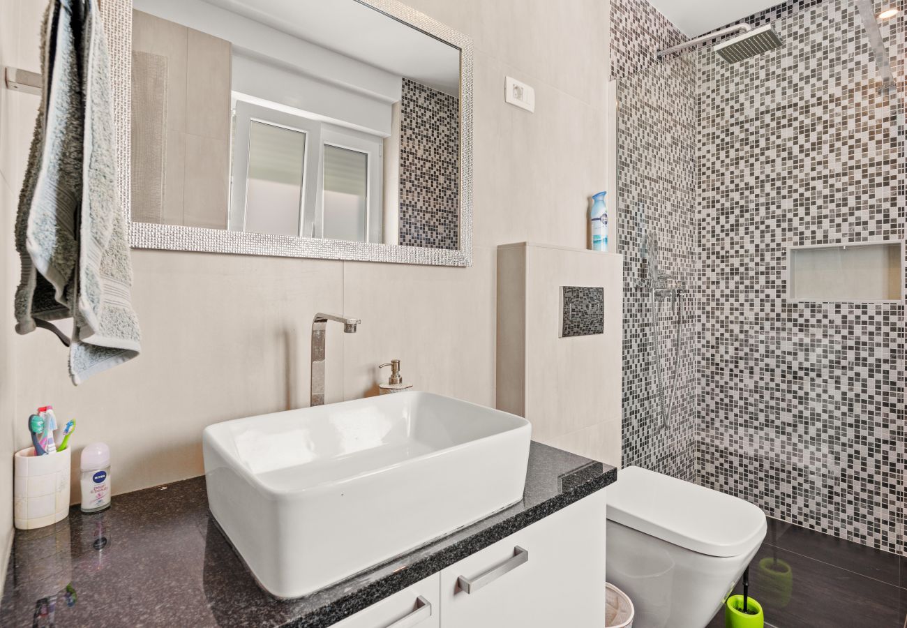 Villa in Diminići - Modern Villa Novek with Pool and Sea View