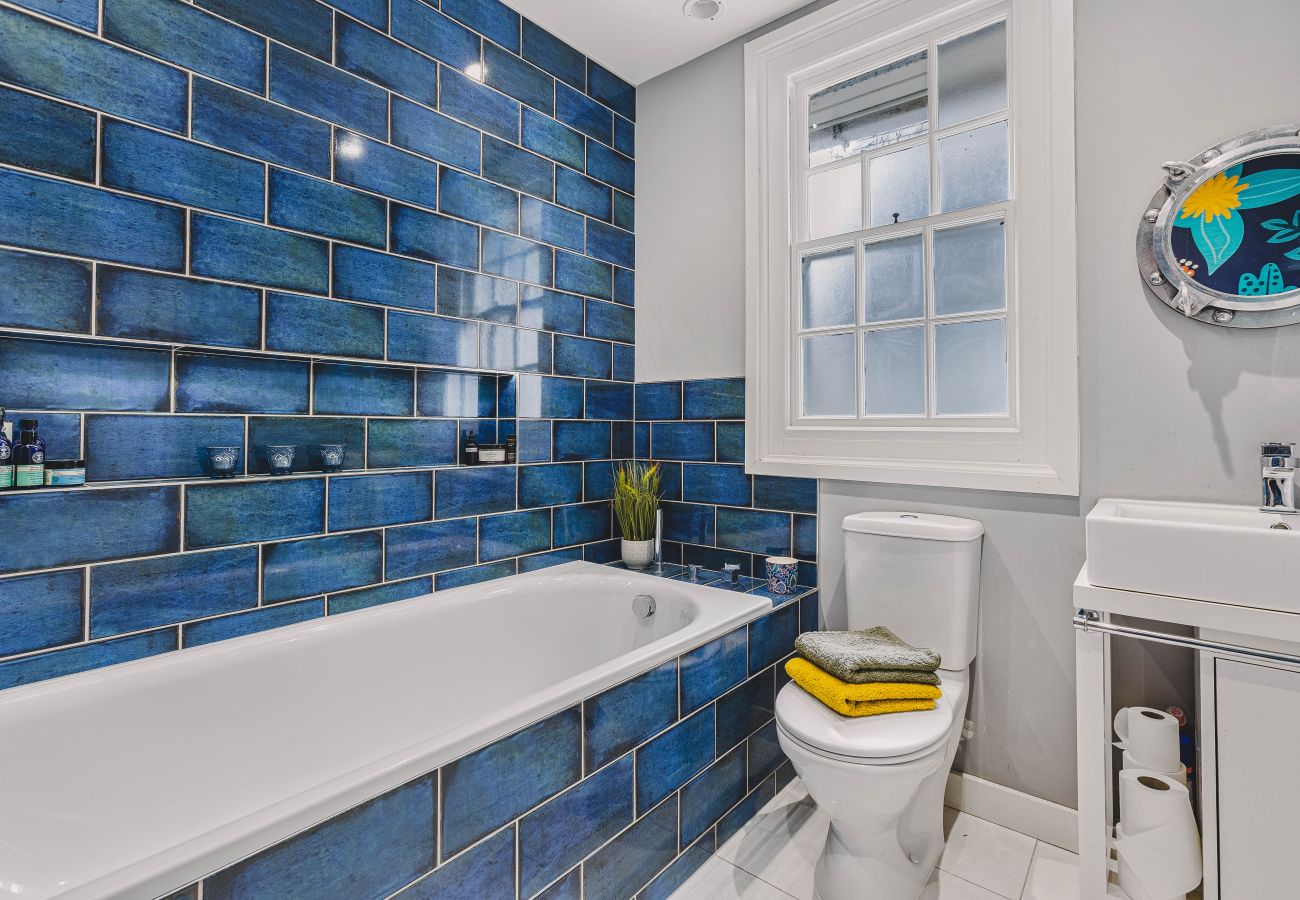 House in Dartmouth - Little Redlap - Gracious family home near Dartmouth