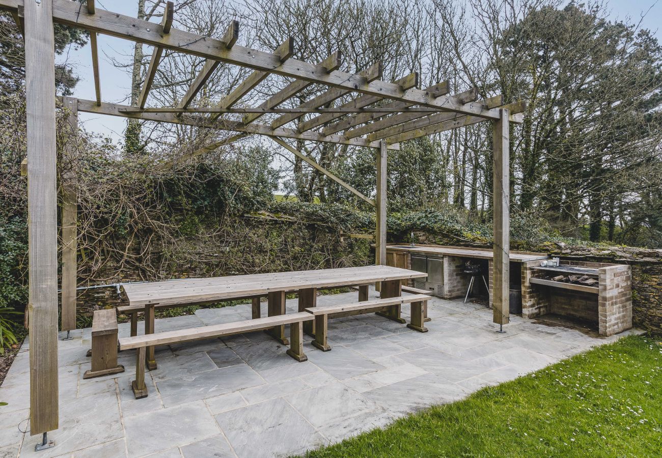 House in Dartmouth - Little Redlap - Gracious family home near Dartmouth