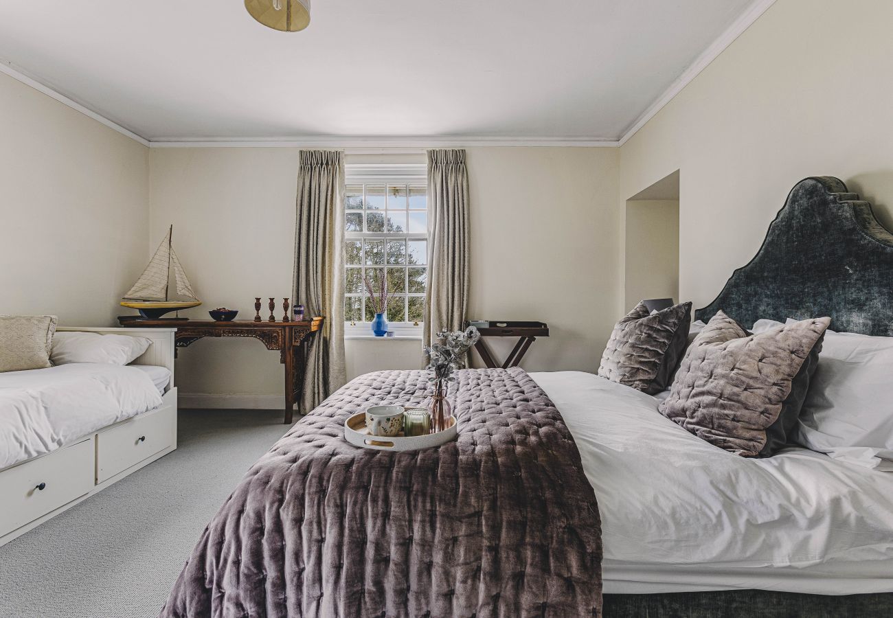 House in Dartmouth - Little Redlap - Gracious family home near Dartmouth