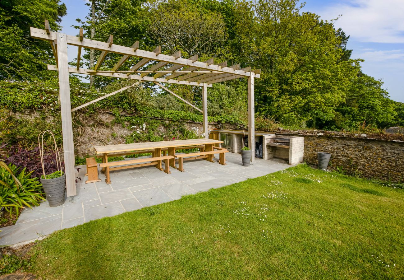 House in Dartmouth - Little Redlap - Gracious family home near Dartmouth