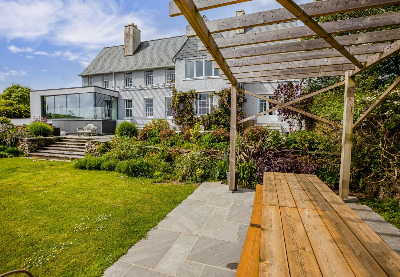 House in Dartmouth - Little Redlap - Gracious family home near Dartmouth