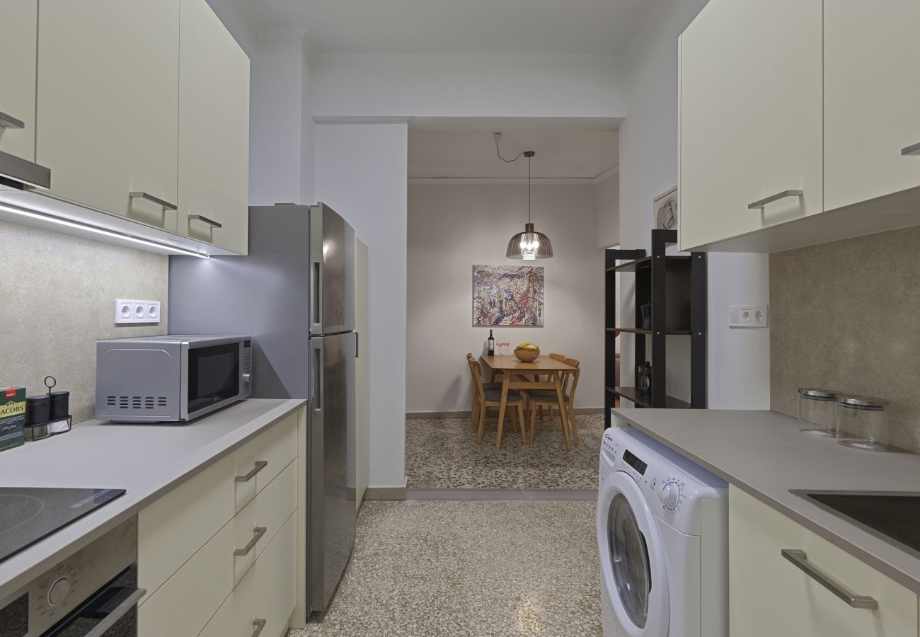 Apartment in Athens - Modern 1BDR Apartment with Balcony