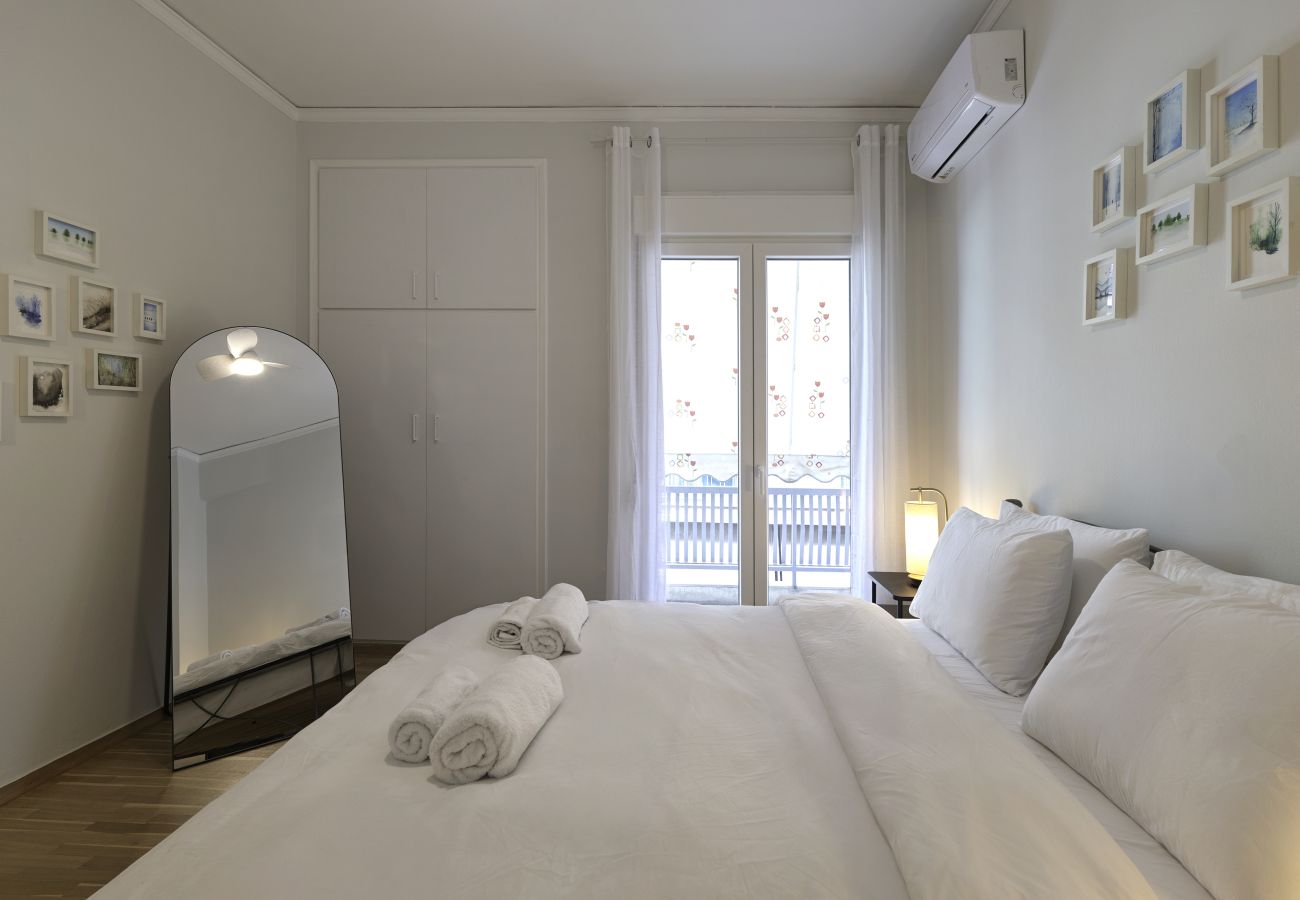 Apartment in Athens - Modern 1BDR Apartment with Balcony