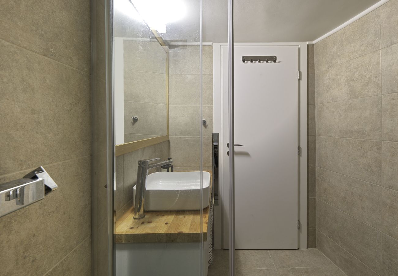 Apartment in Athens - Modern 1BDR Apartment with Balcony