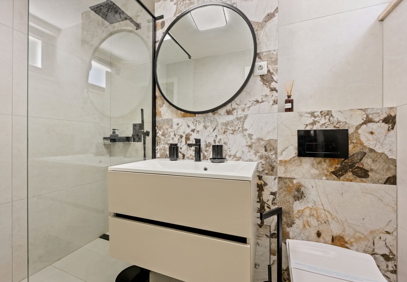 Apartment in Zadar - The Bayfront - Luxury Pool Residence